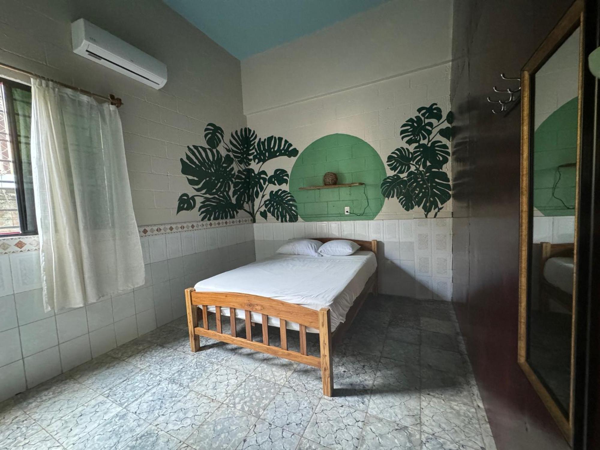Hostal Tia Reyna Эль-Сонте Экстерьер фото